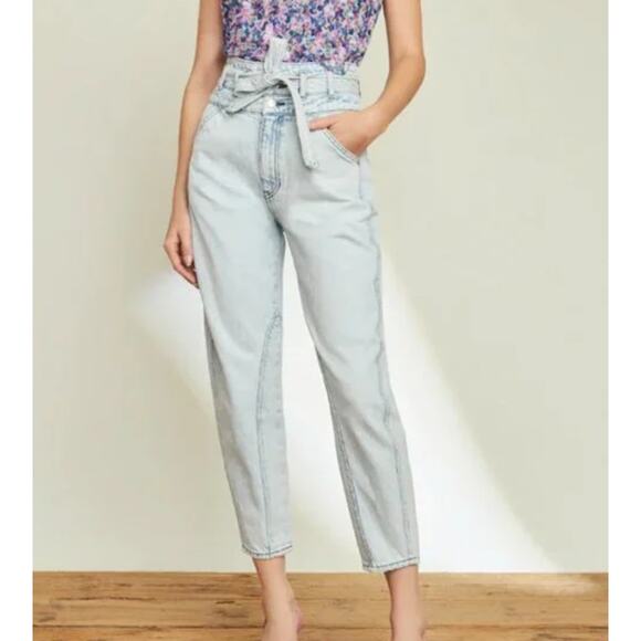Veronica Beard Belted High Waisted Pearl Barrel Leg Jeans in Sky Size 30 NWT - Picture 1 of 7